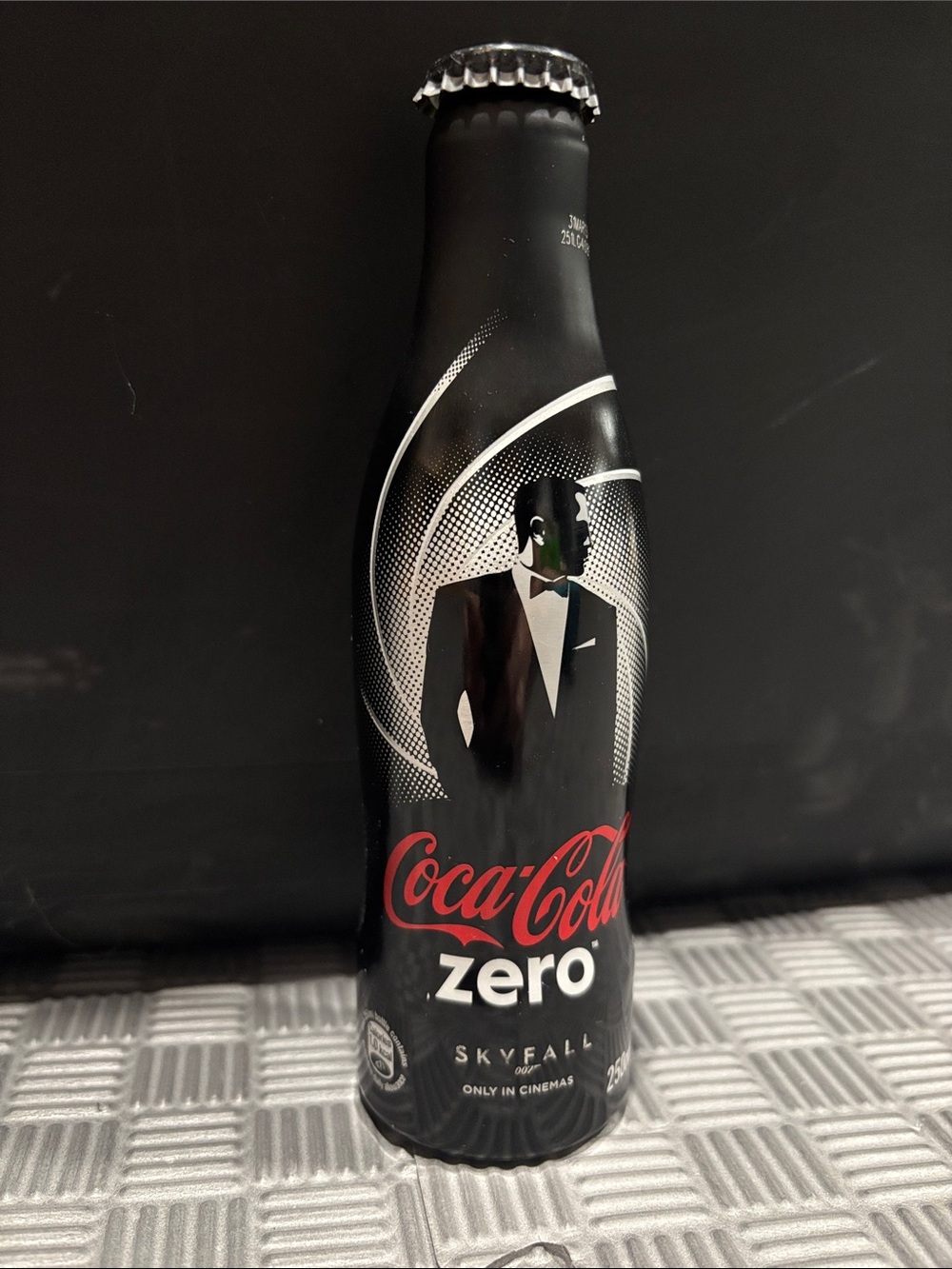 Coca Cola Zero James Bond Empty Bottle limited edition Skyfall